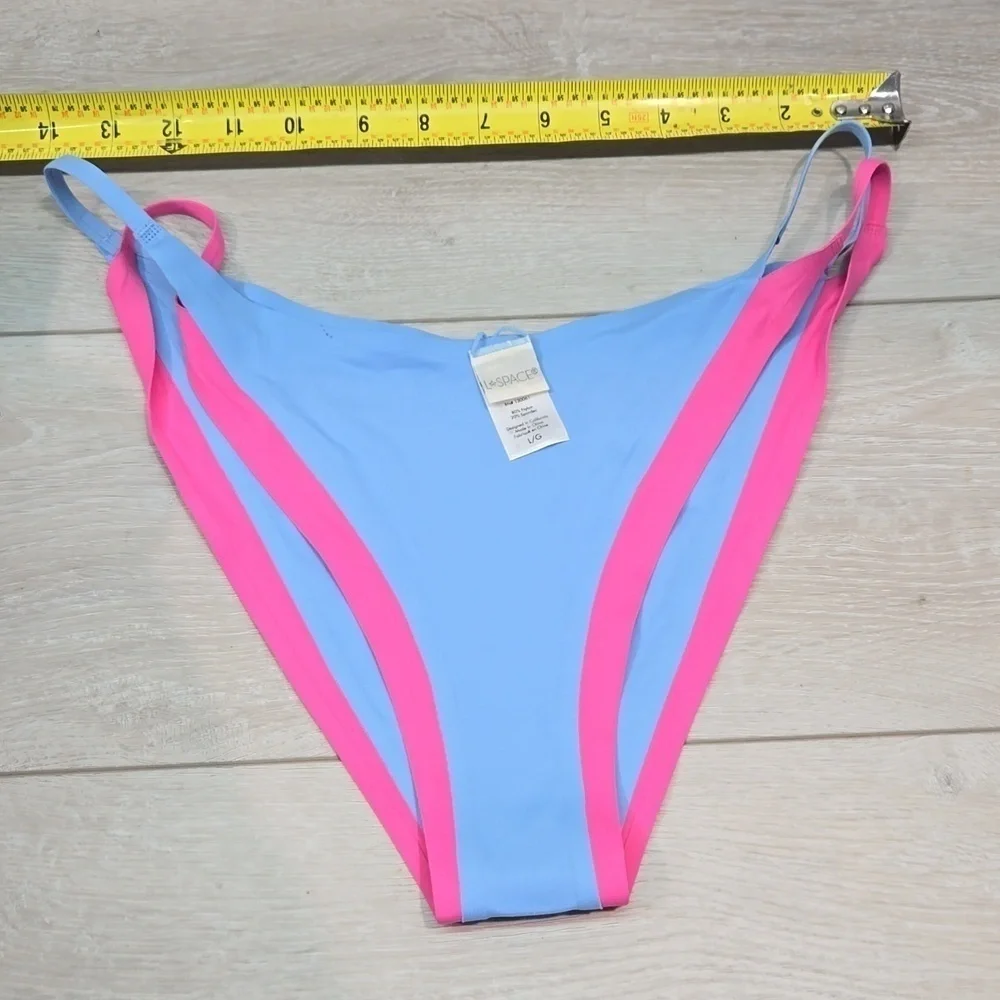 NWOT L Space Women Anthropologie Bitsy Cut Swim bottom sz L